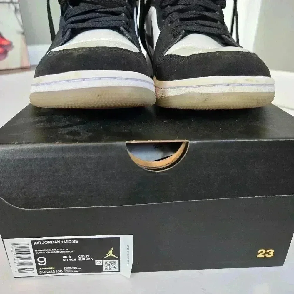 Air Jordan 1 Mid SE Diamond, w/box, size 9